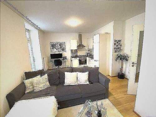 Bild 10 - Frei ab sofort 2 - Zimmer-Wohnung im 1. Obergeschoss mit Aufzug Einbauküche Balkon