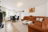 Wohn-/ Esszimmer - MGF-Group: Attraktive 3-Zimmer-Wohnung mit Südbalkon in begehrter Lage von Fürstenfeldbruck.
