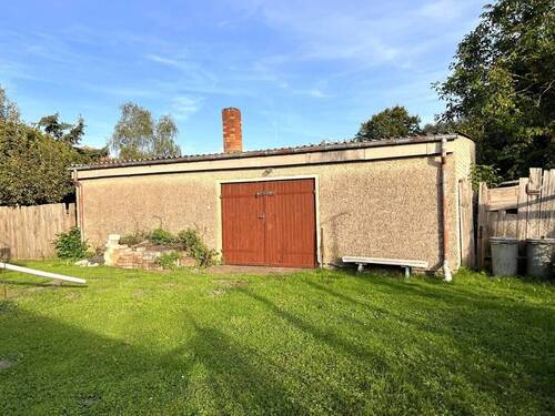 Garage - 