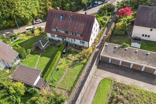 Drohnenaufnahme - 6 Zimmer Doppelhaushälfte in Korntal-Münchingen