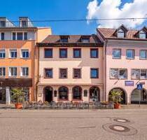 Attraktives MFH mit 5 Wohneinheiten und Gewerbefläche in Citylage in 79183 Waldkirch