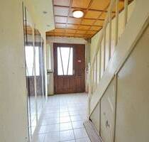 Reihenmittelhaus mit Potenzial, ideal für Handwerker - Marlow