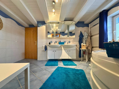 Badezimmer Hauptwohnung Obergeschoss - 