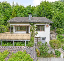 Wohnen im eigenen Tal- 2 freistehende Einfamilienhäuser mit 12.130 m² Grundstück zu einem Preis! - Overath / Vilkerath