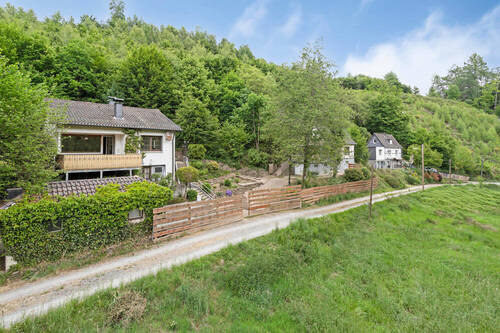 Haus_28_Aussenansichten (2) - Einfamilienhaus mit 169,00 m&sup2; in Overath / Vilkerath zum Kaufen