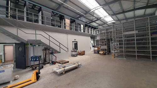 Lagerhalle - 