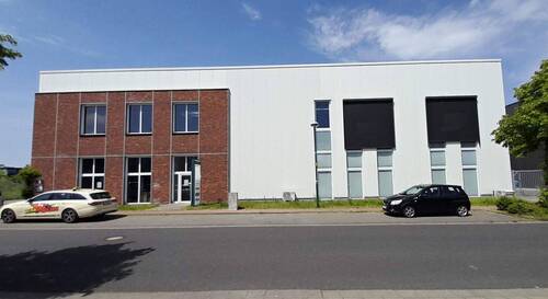 Ansicht vornmitte - Halle zum Kaufen in Willich