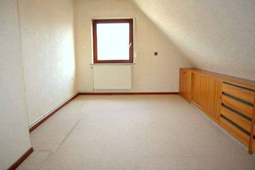 Helles Kinderzimmer - 