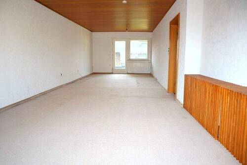 Großes Wohn- / Esszimmer - 
