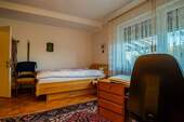 Schlafzimmer (2) -Erdgeschoss - 