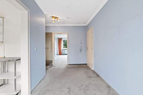 Große Diele - 2 Zimmer Etagenwohnung in Hamburg / Tonndorf