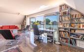 Mit angrenzendem Balkon - 