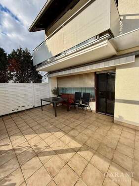 Terrasse EG - 