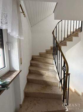 Treppenhaus zum OG - 