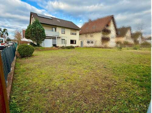 Hausansicht - ***Attraktives Mehrfamilienhaus in Waldrandnähe***