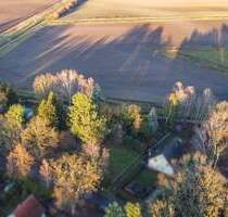 Natur, Ruhe und Weite für Ihre Familie - Baugrundstück mit Bungalow in Feldrandlage von Stolzenhagen - Wandlitz