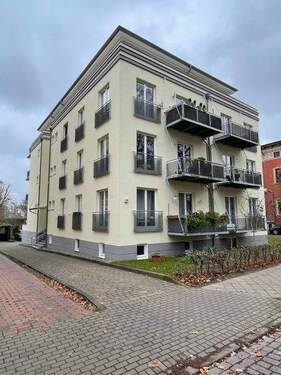 Außenansicht - Moderne große 2 Zimmerwohnung mit Balkon, Fahrstuhl und Tiefgarage in der Hansestadt Stralsund-Knieper Vorstadt zu vermieten.