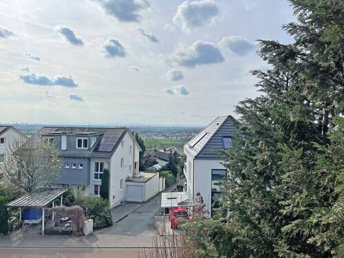 Ausblick - 6 Zimmer Einfamilienhaus in Weinheim