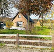 Großes Traumgrundstück in Hüllhorst mit einem vorhandenen Gebäude am Landschaftsschutzgebiet gelegen!