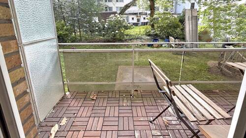 Balkon mit Blick in den Garten - Etagenwohnung mit 44,00 m&sup2; in Hamburg zum Kaufen