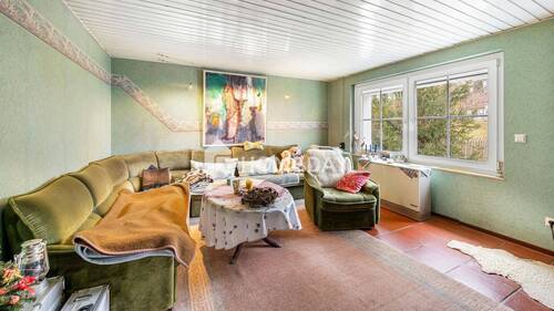 1. OG Schlafzimmer 1 1 - 