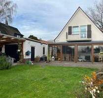 Ein charmantes Haus mit Charakter in bevorzugter Lage von Varel mit Warm-Wintergarten und Garage! Dach - Fenster - Bäder erneuert! Sehr gepflegt!