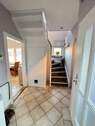 Flur-Treppenaufgang (1) - 