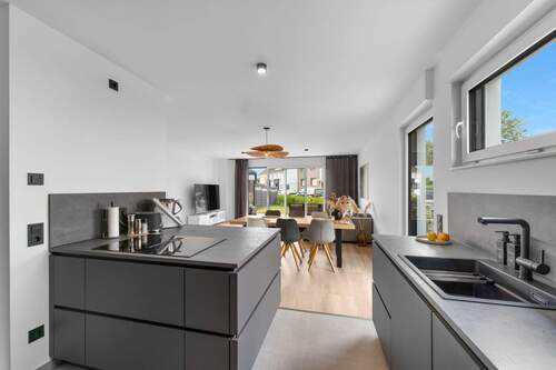 Blick in den Wohnbereich - 