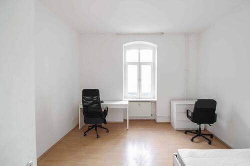 02. Schlafzimmer - 