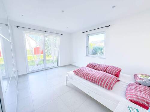 Schlafzimmer EG - 