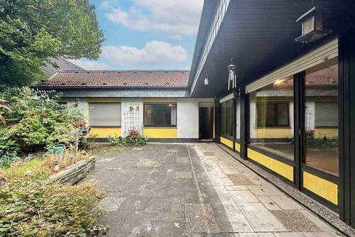 Terrasse - Leverkusen-Rheindorf: Wohnhaus mit Büro, Garten & Wellness - ca. 298 m² Wohn-Nutzfläche