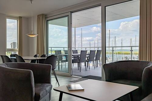 Zugang zum Panoramabalkon - 