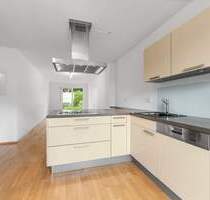 Modernes Wohnen in zentraler Lage - Helle 2-Zimmer-Oase mit Balkon & Aufzug - Köln Neustadt-Süd