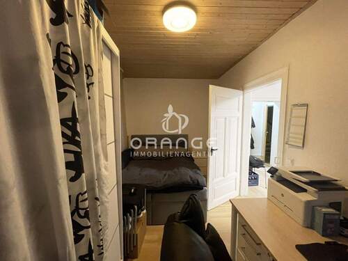 Im Schlafzimmer wird auch noch... - 