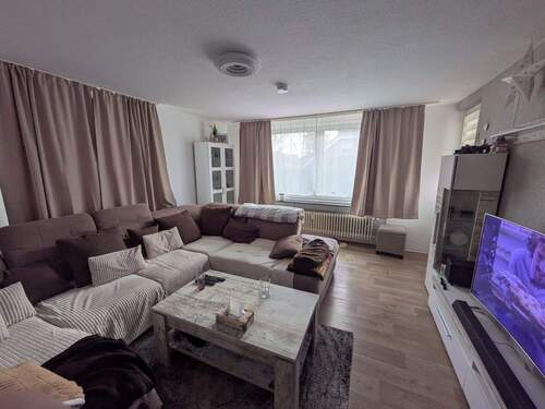 Wohnzimmer.jpeg - Etagenwohnung mit 67,00 m&sup2; in Langelsheim zur Miete