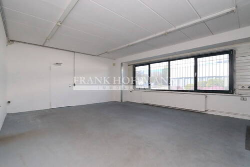 V9763 Halle 1 Büro EG - 