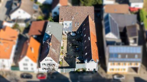 Anwesen Hauptstrassse Ginsheim-116 - Lassen Sie sich verzaubern - Hofanwesen mit 5 Wohneinheiten (nach WEG-Recht geteilt) *Wohlfühloase*