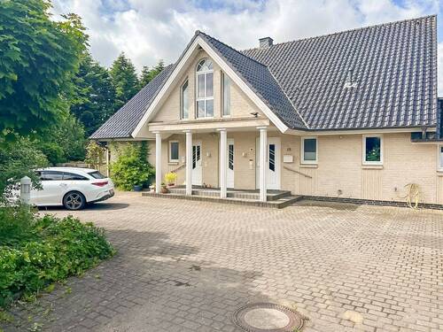 Hausansicht - Großzügiges Einfamilienhaus mit Einliegerwohnung in Bestlage von Handewitt!