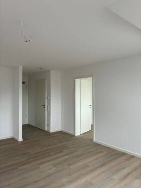 Wohnzimmer2.JPG - Etagenwohnung mit 61,10 m² in Bamberg zur Miete