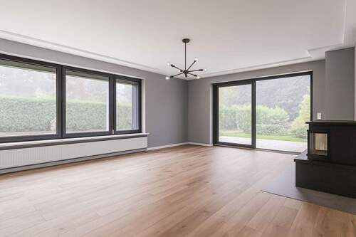Wohnzimmer (Staged) - 