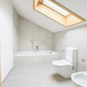 Badezimmer DG (Staged) - 