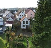 Zwei Wohnhäuser, ein großes Grundstück - perfektes Projekt für Visionäre & Anleger - Dreieich Götzenhain