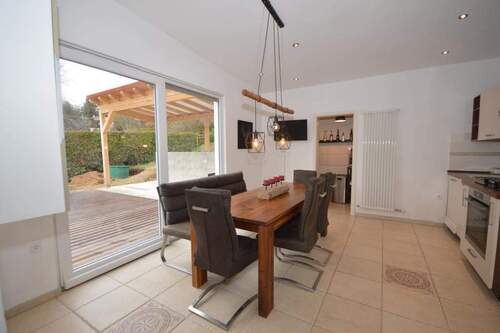 Essbereich offen und großzügig - 4 Zimmer Etagenwohnung zum Kaufen in Burgthann