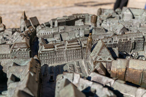 Investment Paket: 4-Sterne-Hotel, WGH, Parkplatz/B - Mehrfamilienhaus, Wohnhaus zum Kaufen in Bautzen