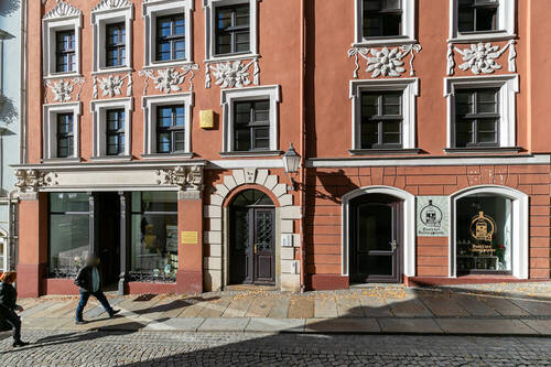 Wohn- und Geschäftshaus - 