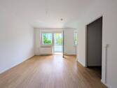 Wohnzimmer - Etagenwohnung mit 35,80 m² in Chemnitz zur Miete