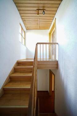 Treppenhaus_DG.jpg - 