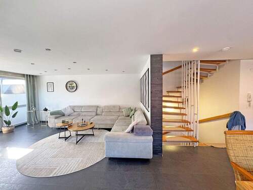 Wohnbereich - 5 Zimmer Doppelhaushälfte zum Kaufen in Weinheim / Oberflockenbach