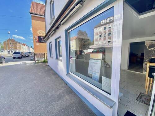 Schaufenster - 7 Zimmer Mehrfamilienhaus, Wohnhaus in Augsburg / Lechhausen