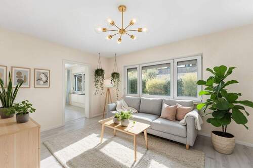 Wohnzimmer Erdgeschoss - (KI generiert) - 5 Zimmer Einfamilienhaus in Lindlar